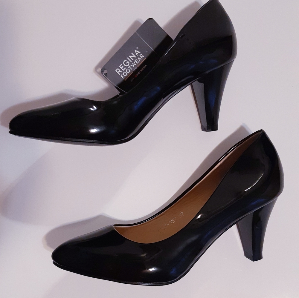 Patent leather pumps 2.5" - Picture 7 of 11